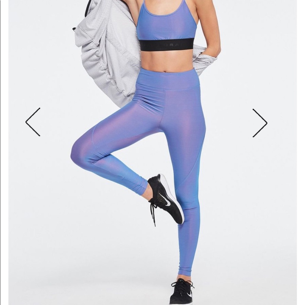 MAGNET IRIDESCENT HIGH RISE LEGGING